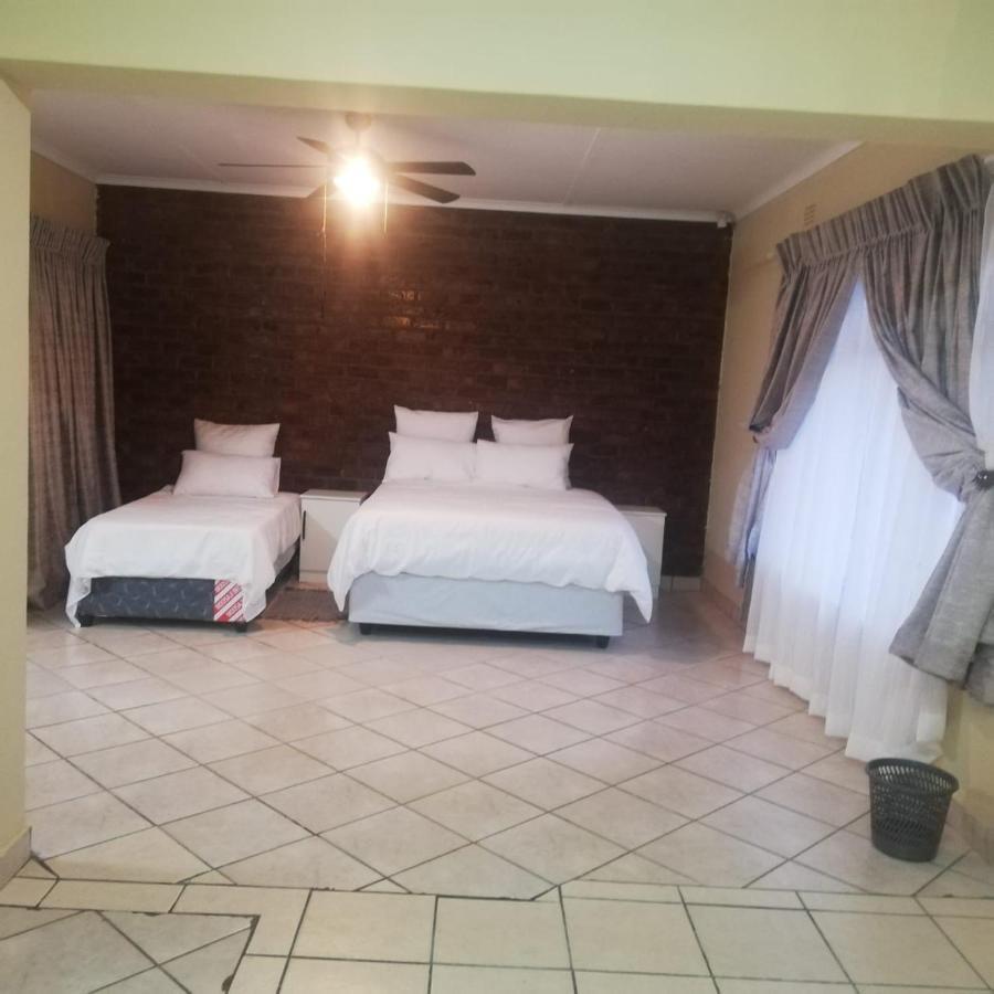 Mandulia Guest House Mbombela Exterior photo